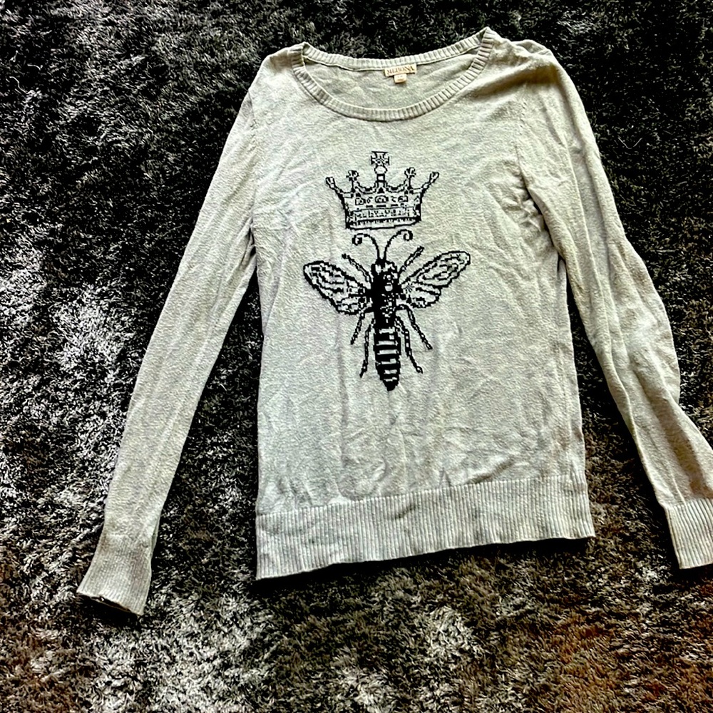 Grey “Queen bee” sweater